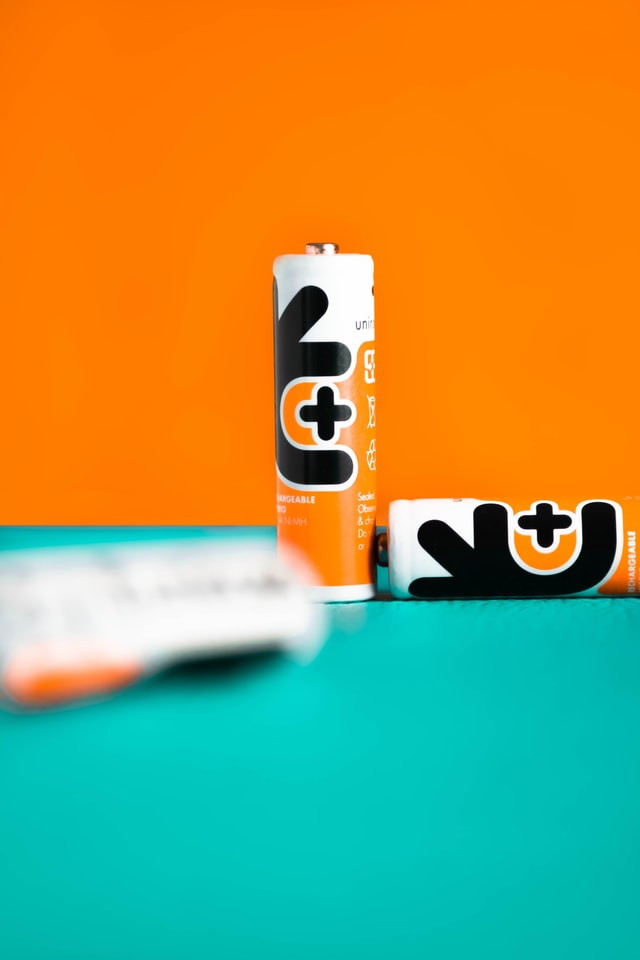 private label batteries voltronic AA AAA brand eigenmarke