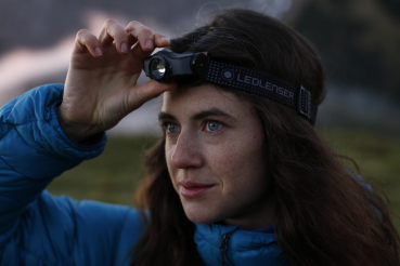 Preview: Led Lenser Kopfleuchte MH3 schwarz/grau inkl. Batteriesatz