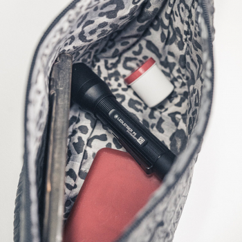 Preview: Led Lenser Taschenlampe P5 inkl. Clip & AA Batterie