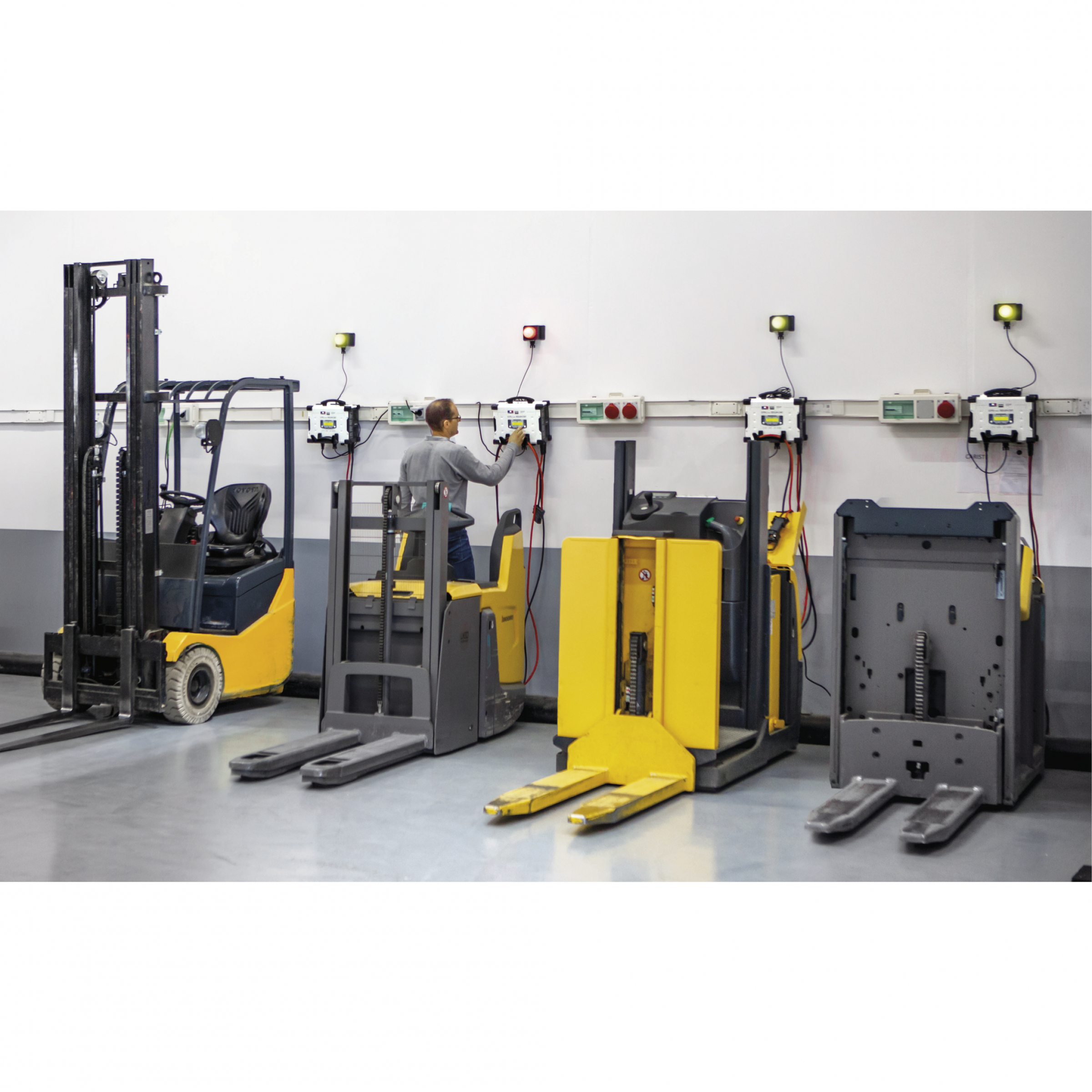 Gys Multicharger GYSFLASH 103.24 CNT FV- Kabel 5 m - 5Ah bis 1200Ah